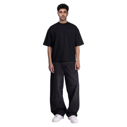 BOXY BLACK TEE