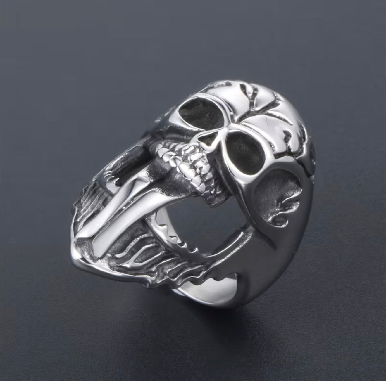 SKULL RING