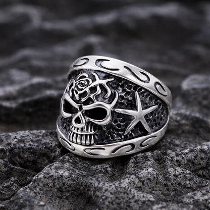 SKULL STAR RING