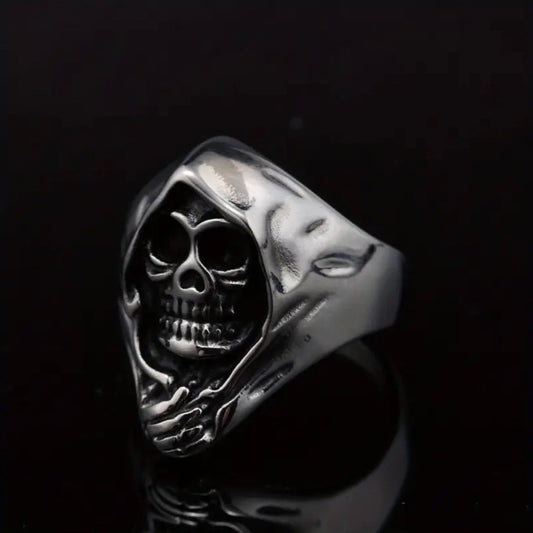 Skull ring