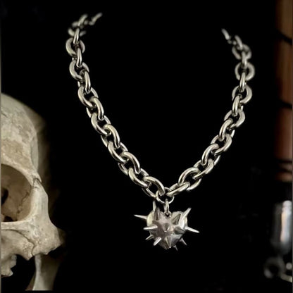 SPIKES HEART NECKLACE